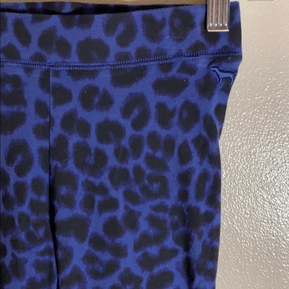 Women’s PINK by Victoria Secret Cheetah Print Legging’s - Picture 2 of 7